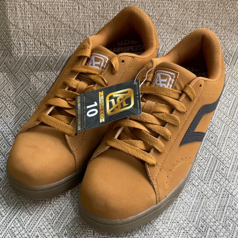 Airspeed Men’s Casual  Shoes Size 10 NWT